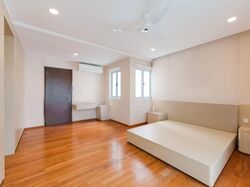 Mountbatten Road (D15), Semi-Detached #576975371